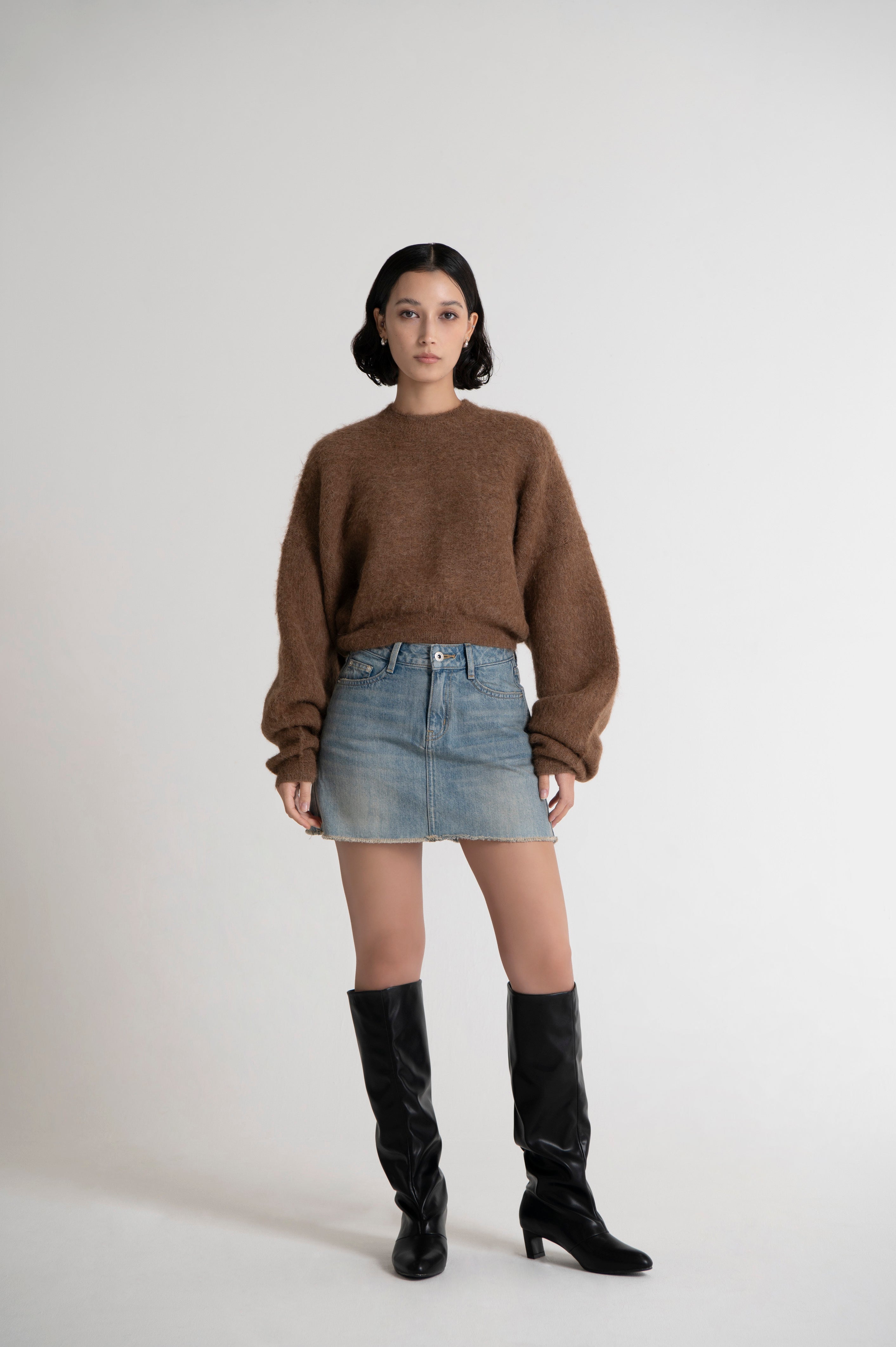 Short Torrent Crew Neck Light Brown