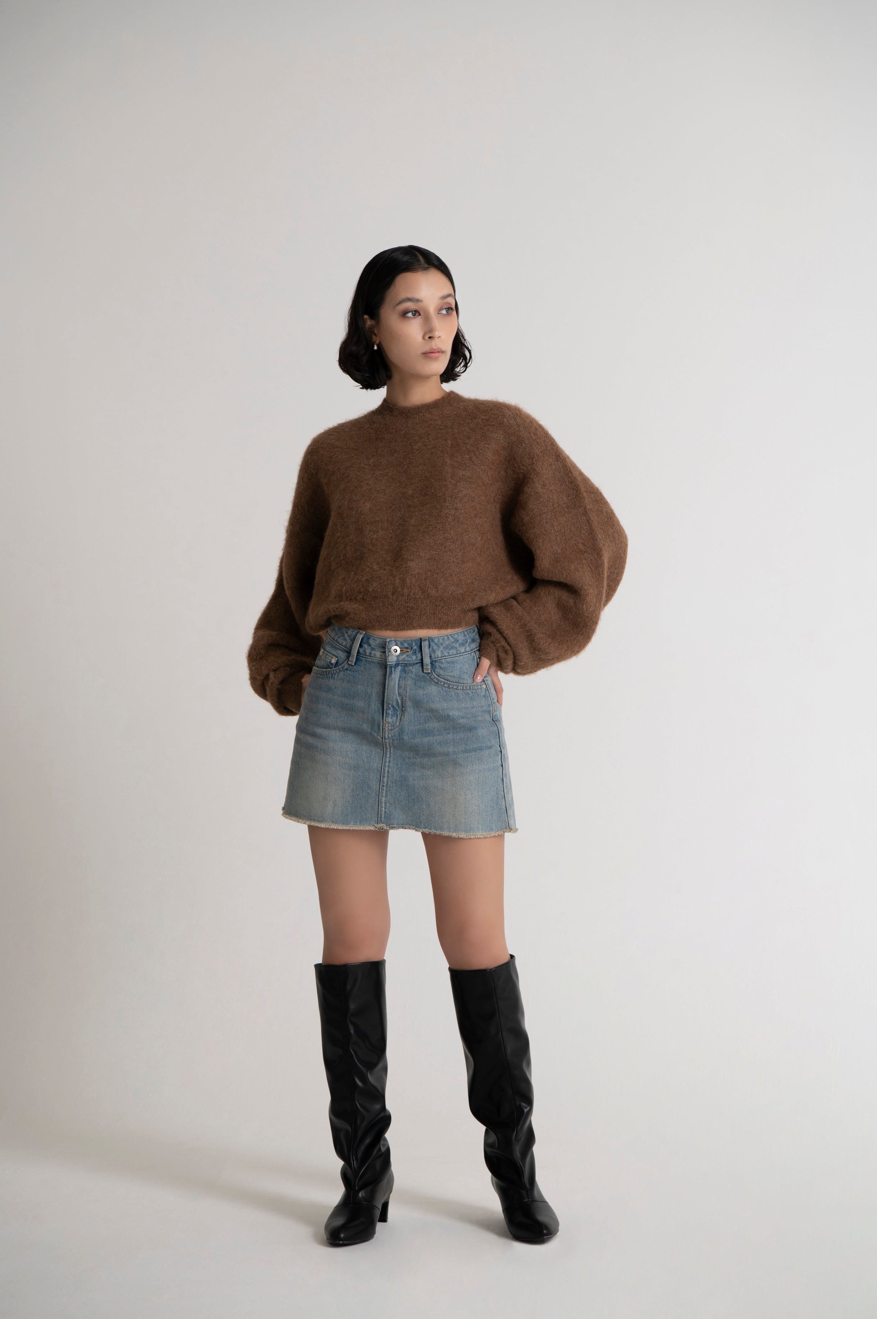 Short Torrent Crew Neck Light Brown