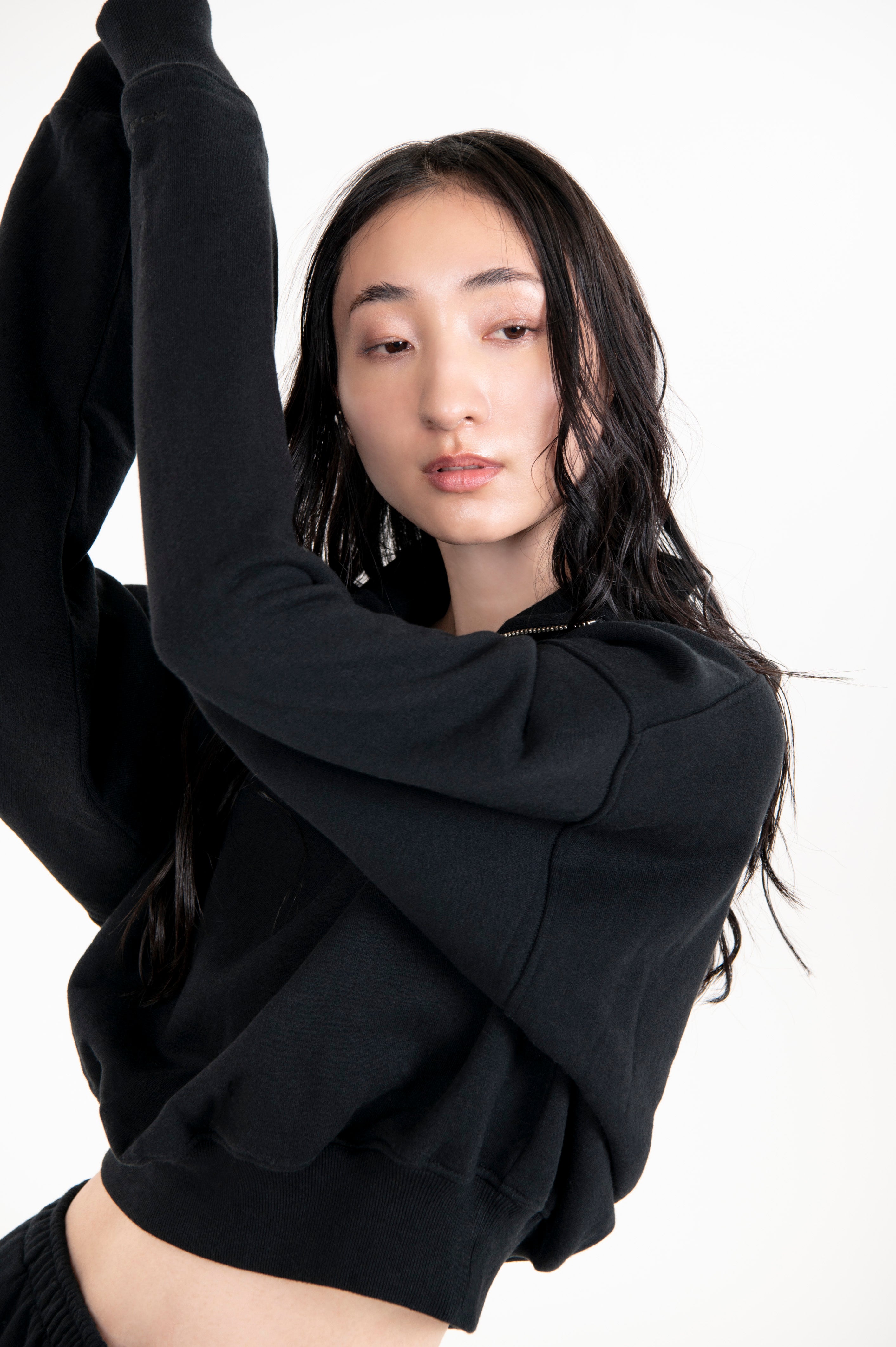 Tsuriami Cropped Sweat Black