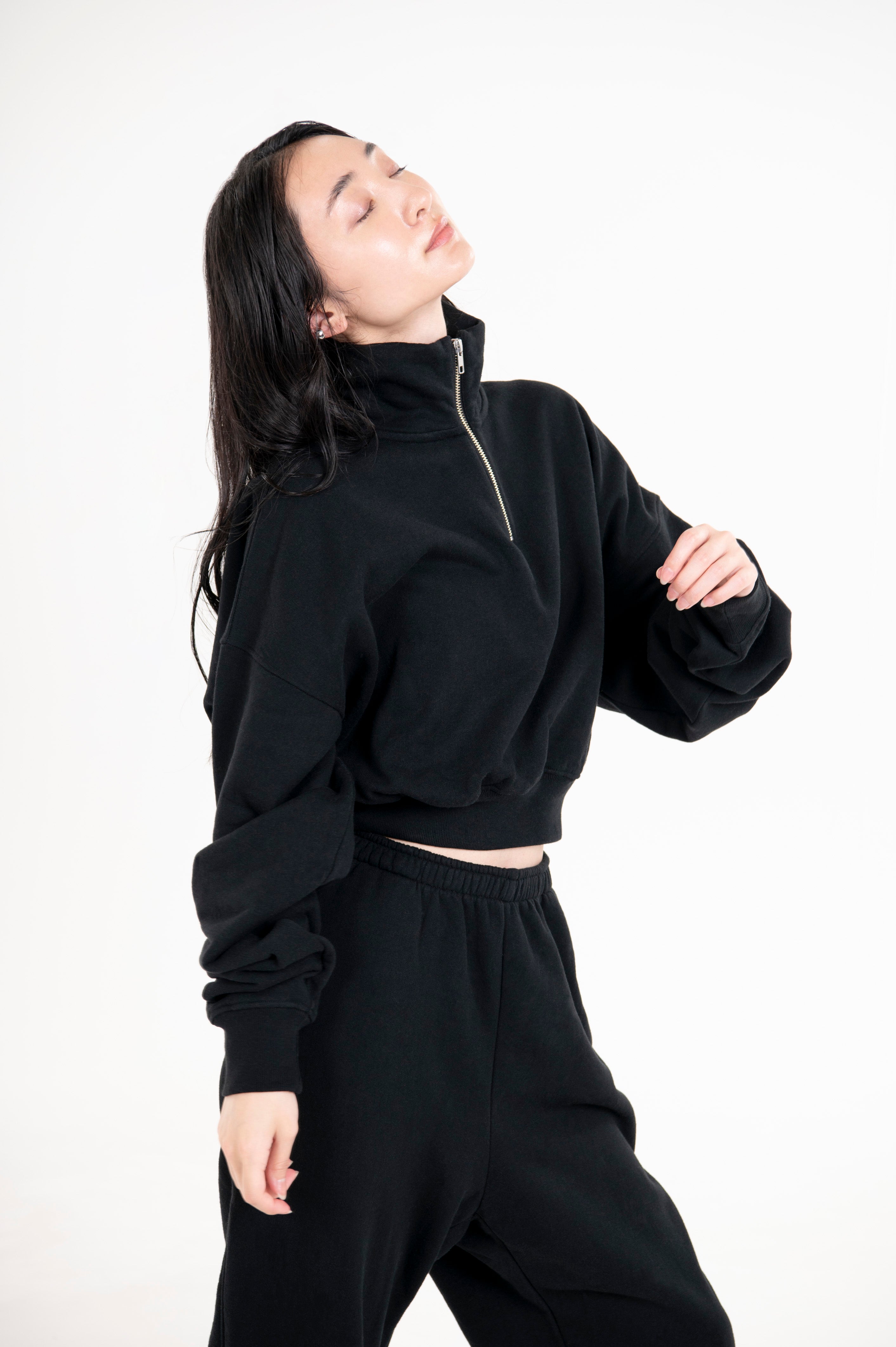 Tsuriami Cropped Sweat Black