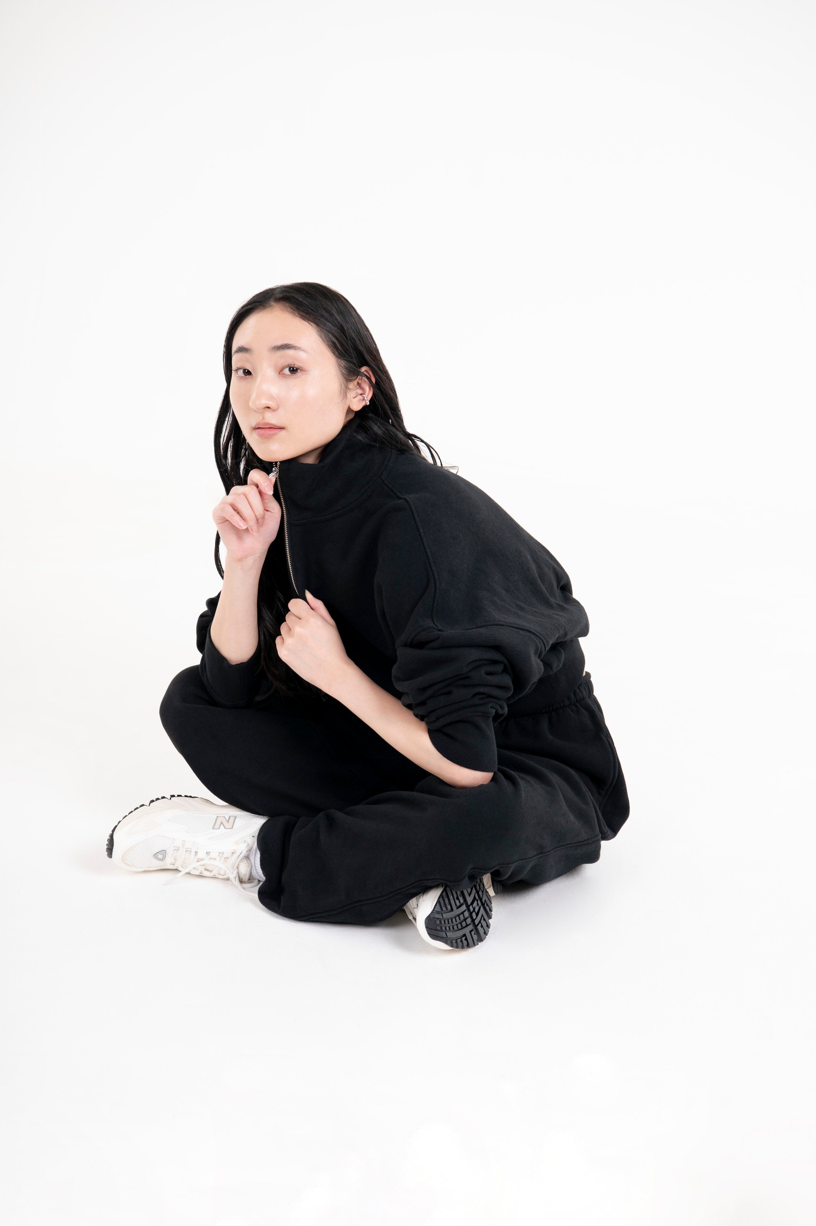 Tsuriami Cropped Sweat Black