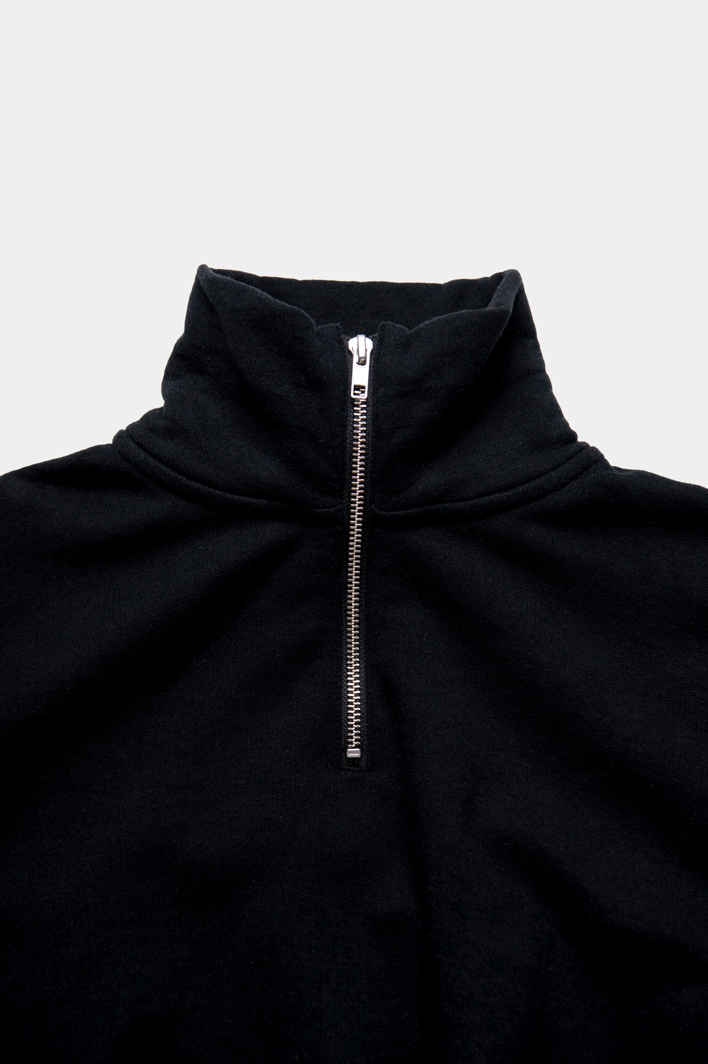 Tsuriami Cropped Sweat Black