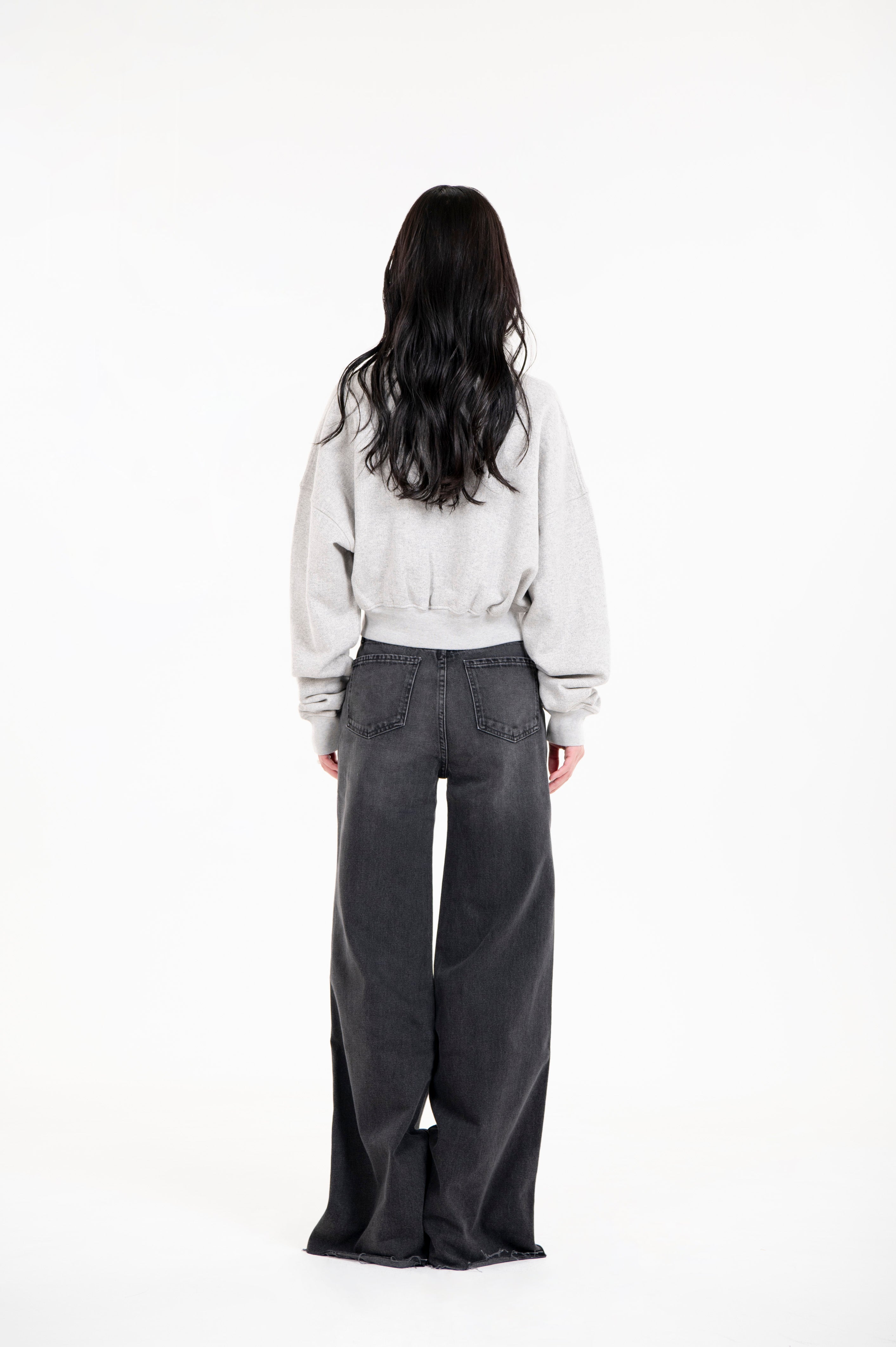 Tsuriami Cropped Sweat Heather Ash Grey