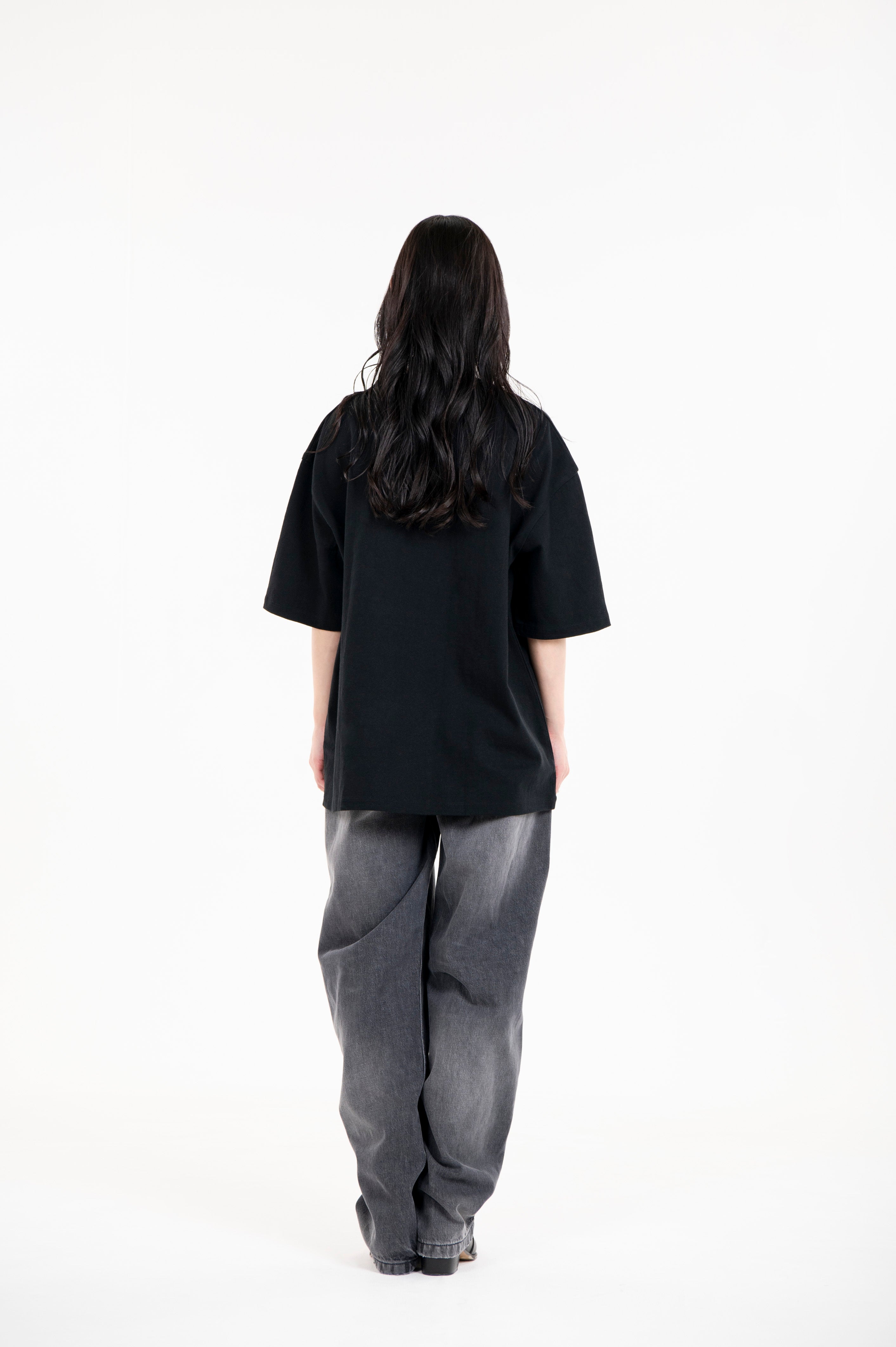 TSURIAMI UNISEX OVERSIZED TEE BLACK