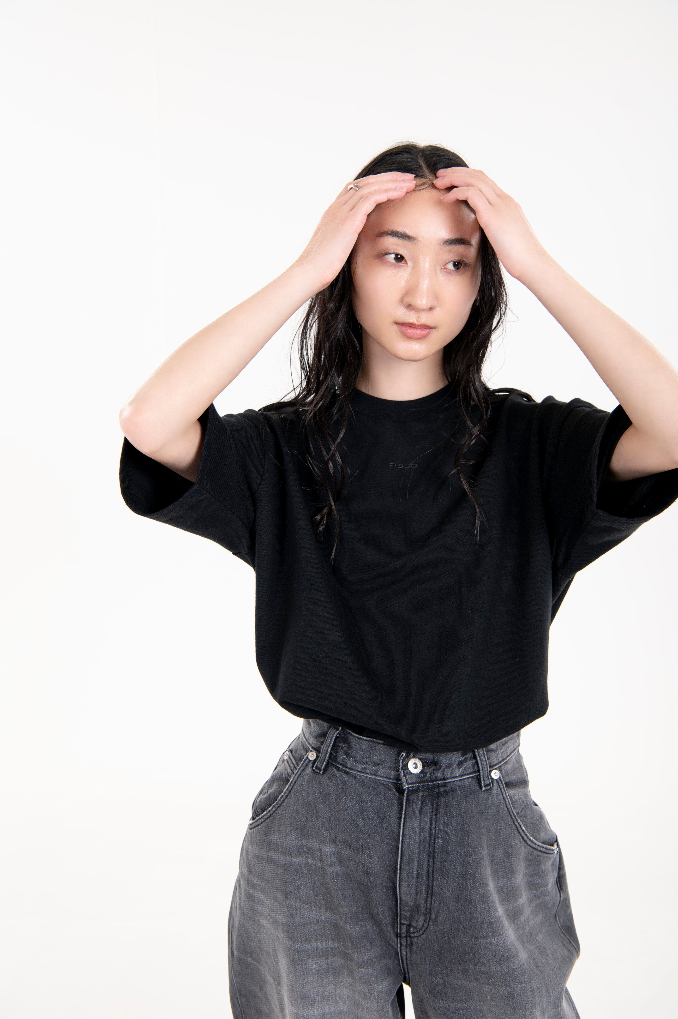 TSURIAMI UNISEX OVERSIZED TEE BLACK