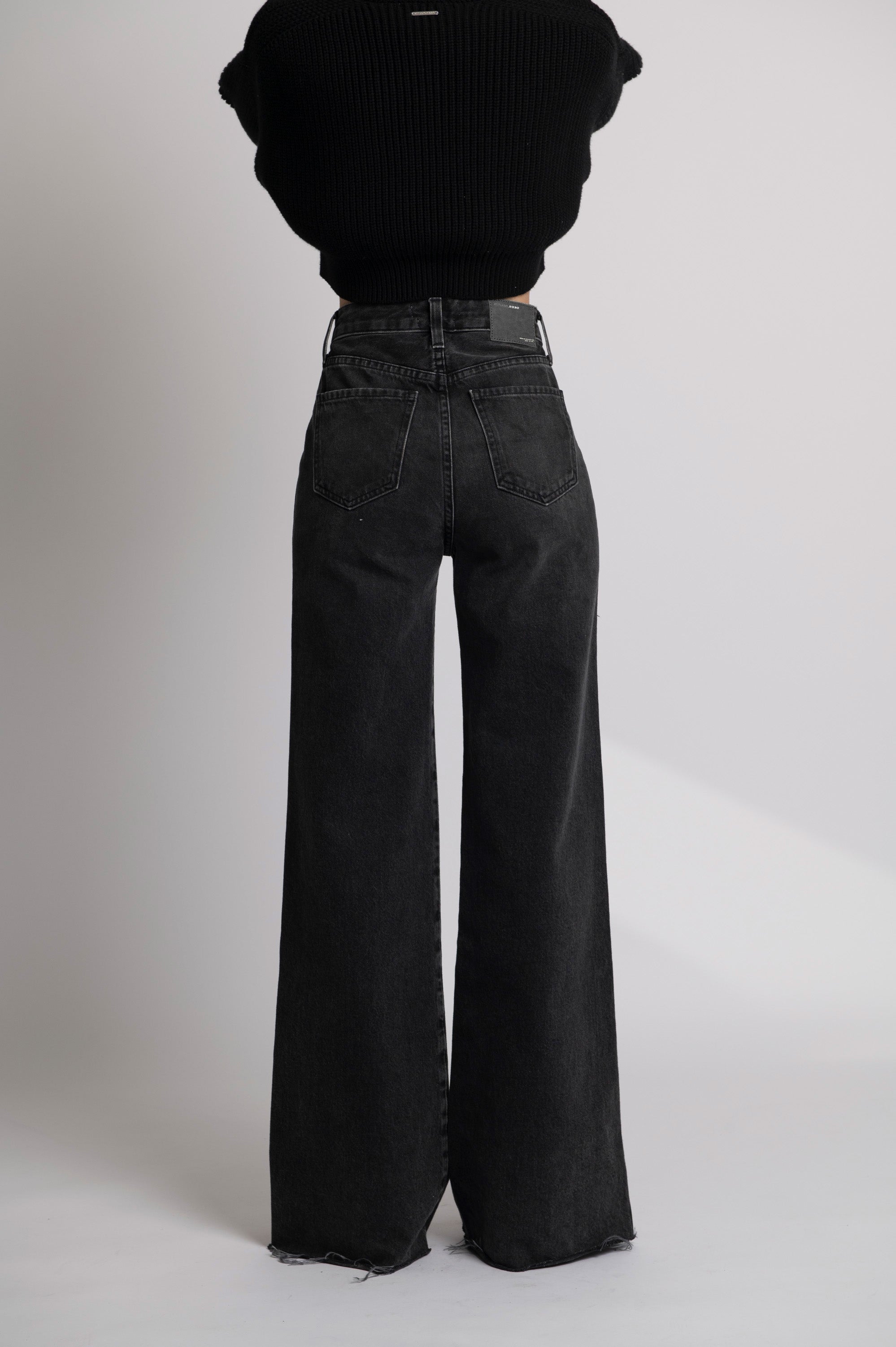 Rigid Wide Leg Black