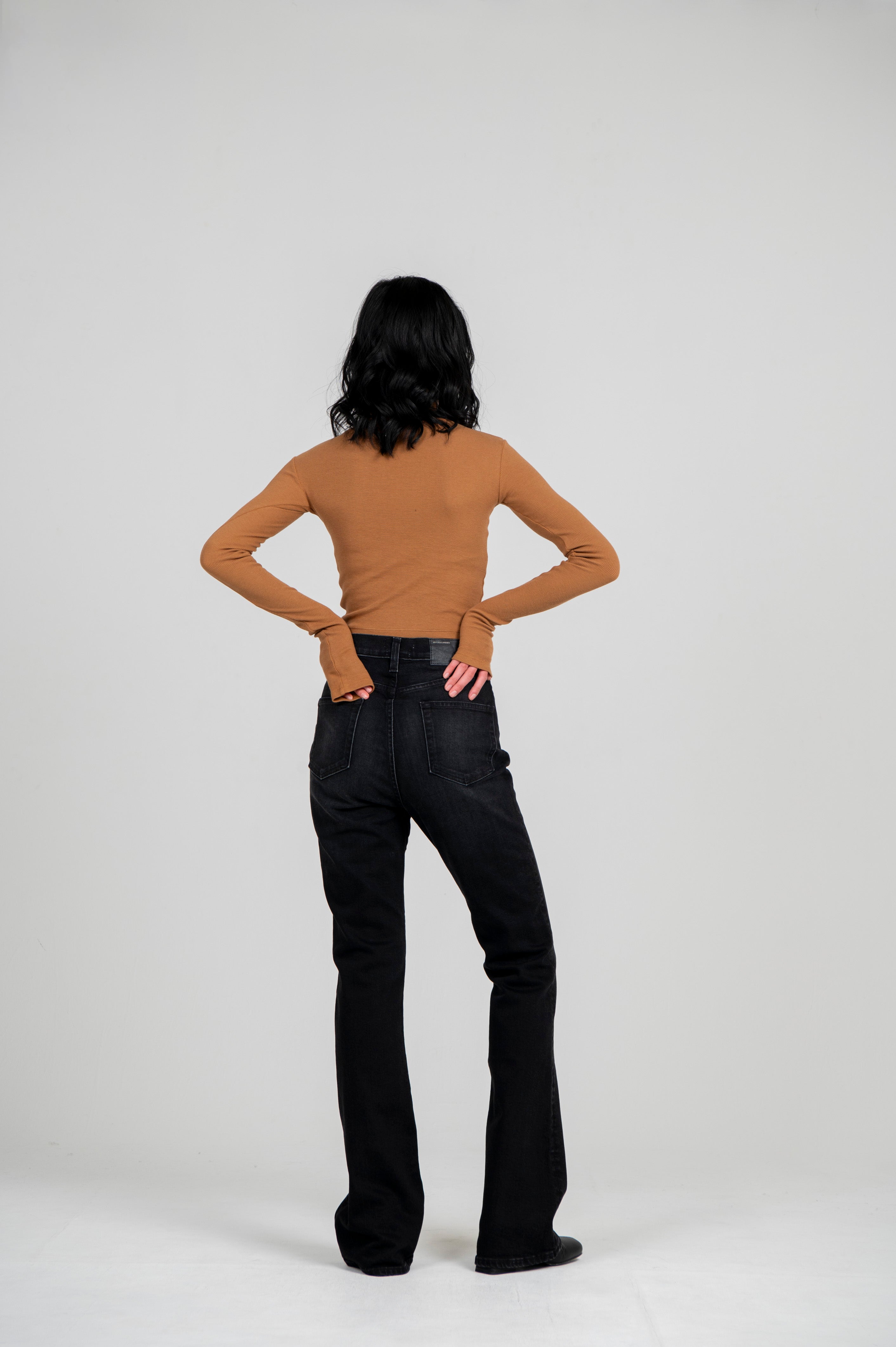 Neo Boot Cut Black