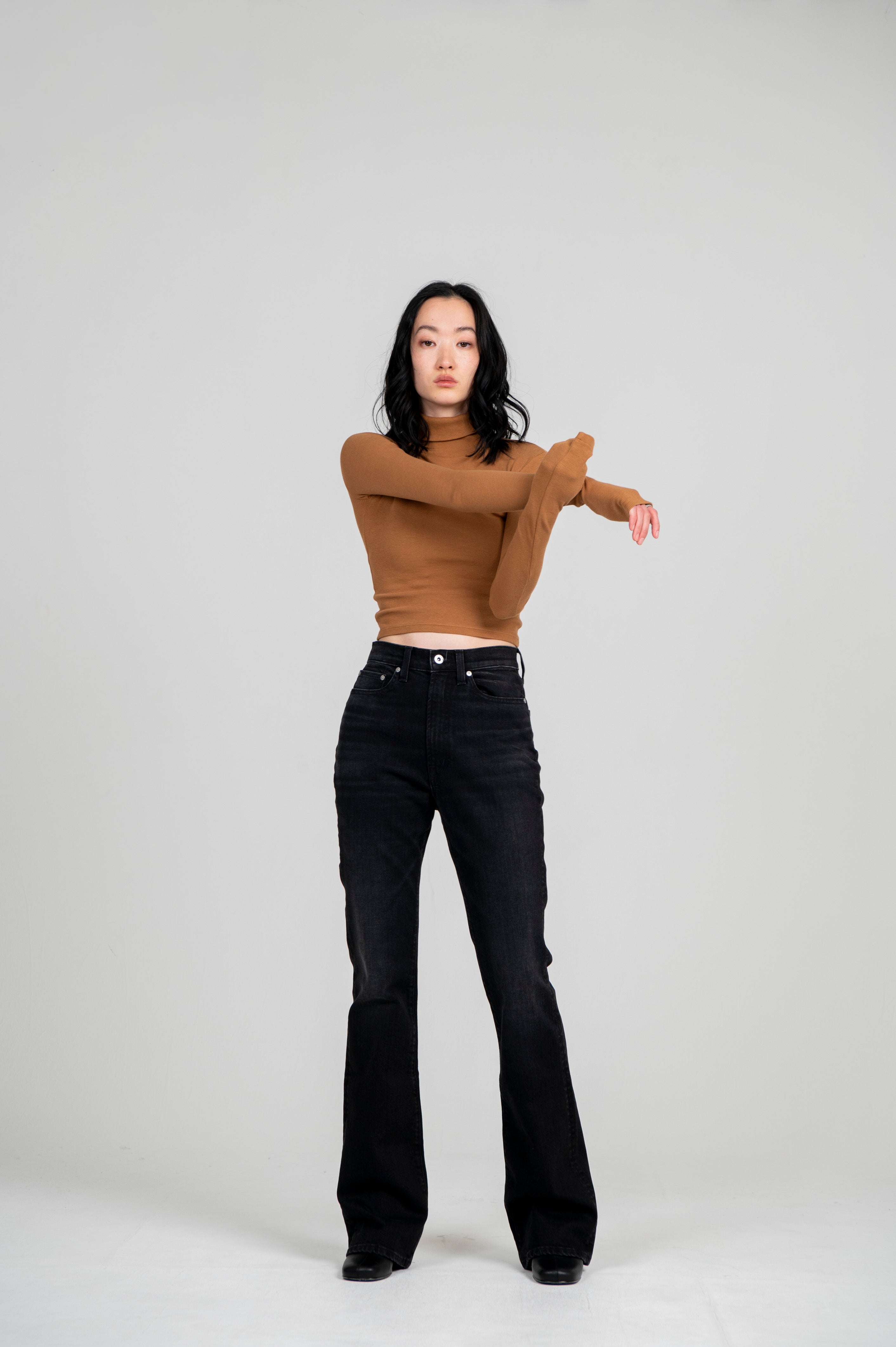 Neo Boot Cut Black