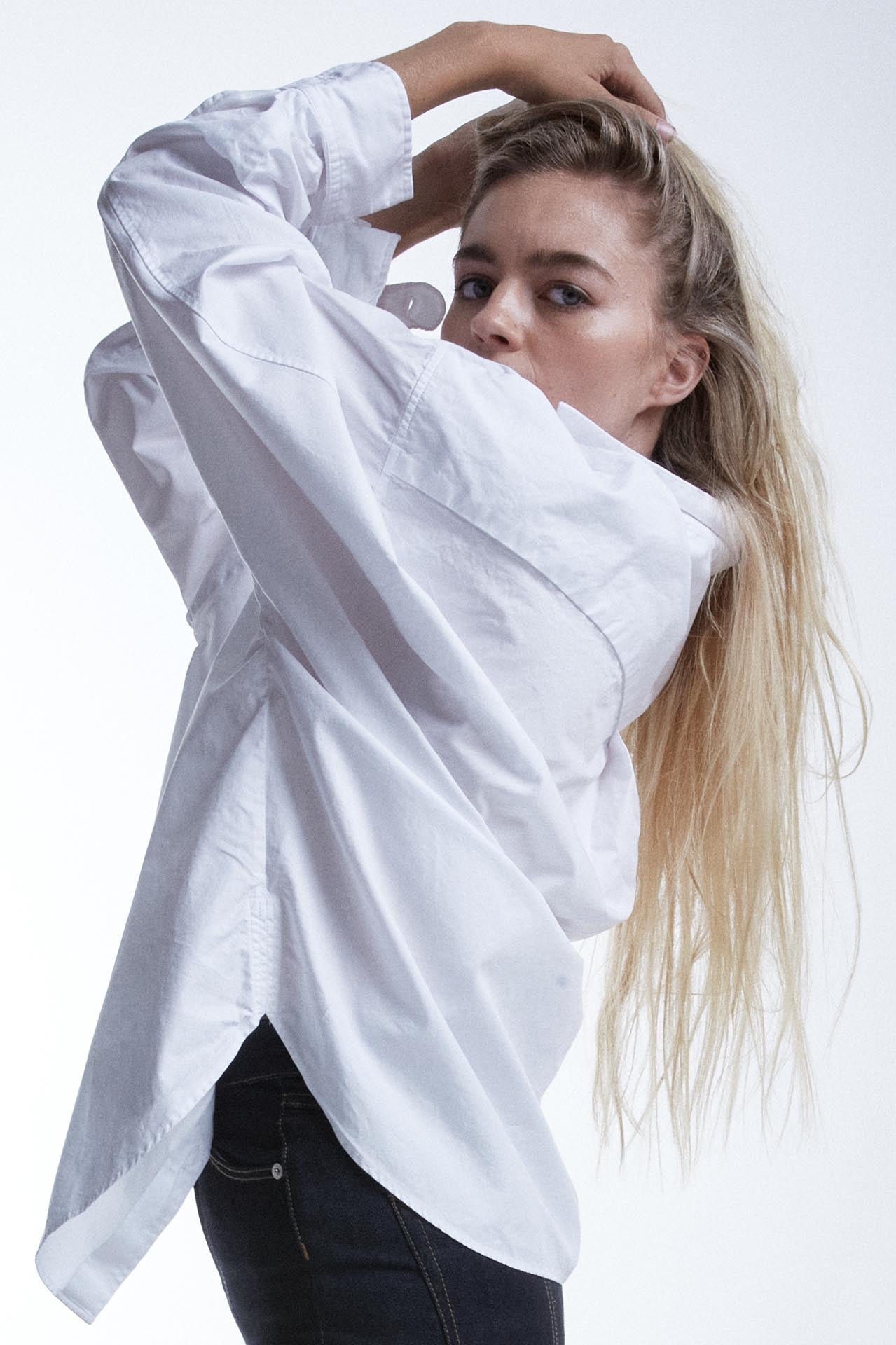 Boyfriend Shirt - White Model Side