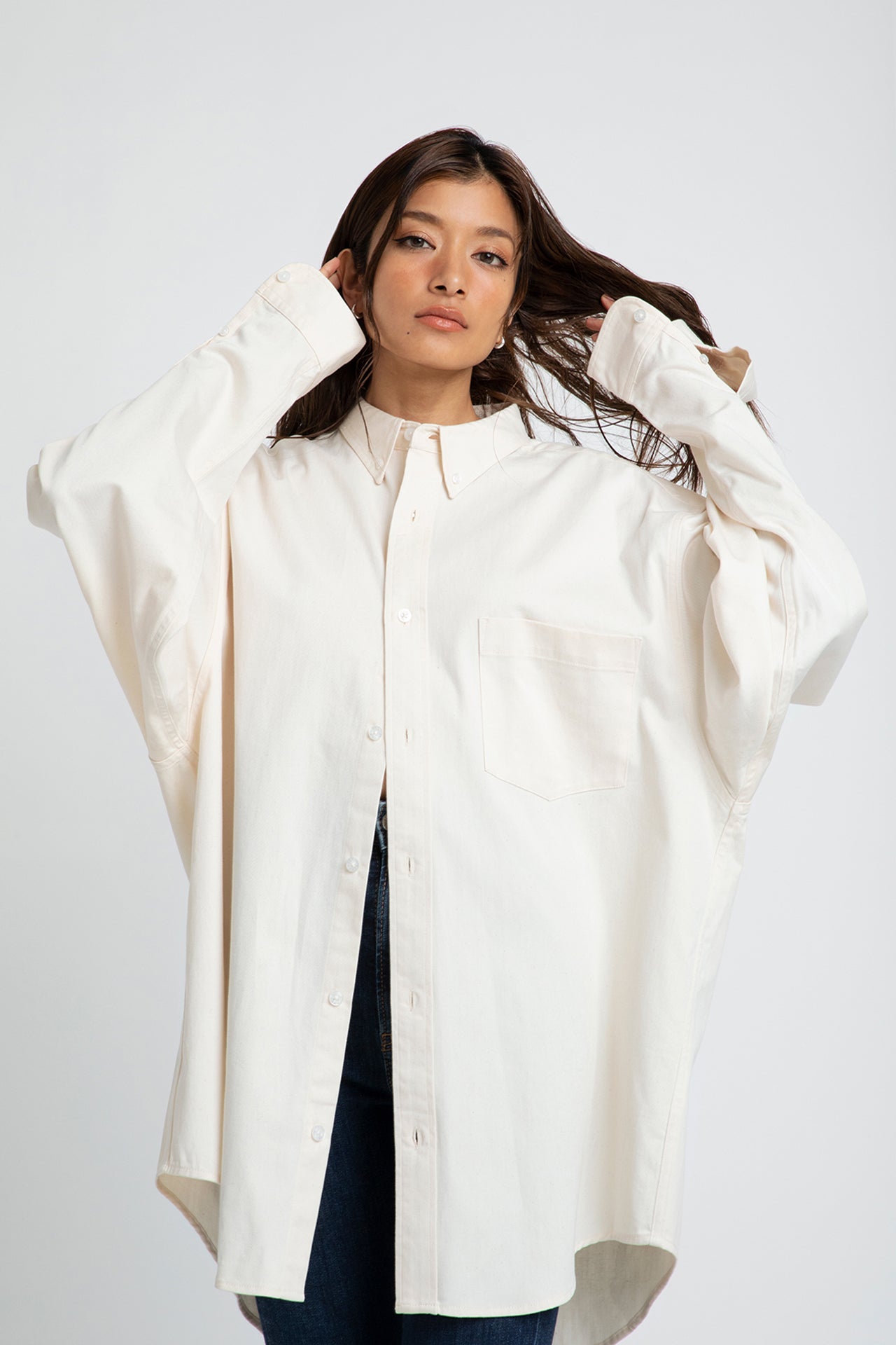 Oversized Shirt - Ecru Model front