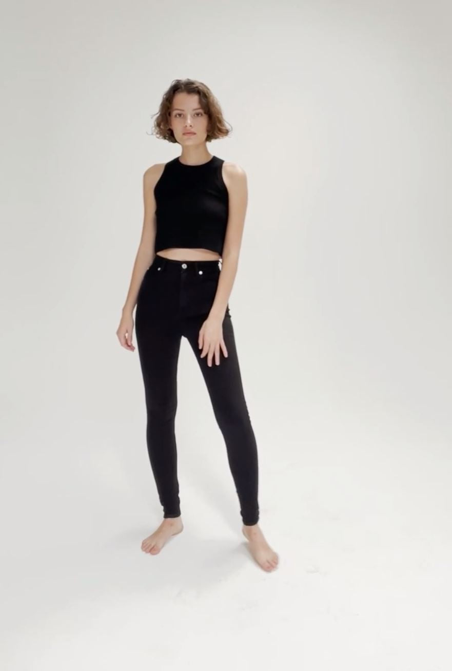 High Rise Skinny Rich Black video