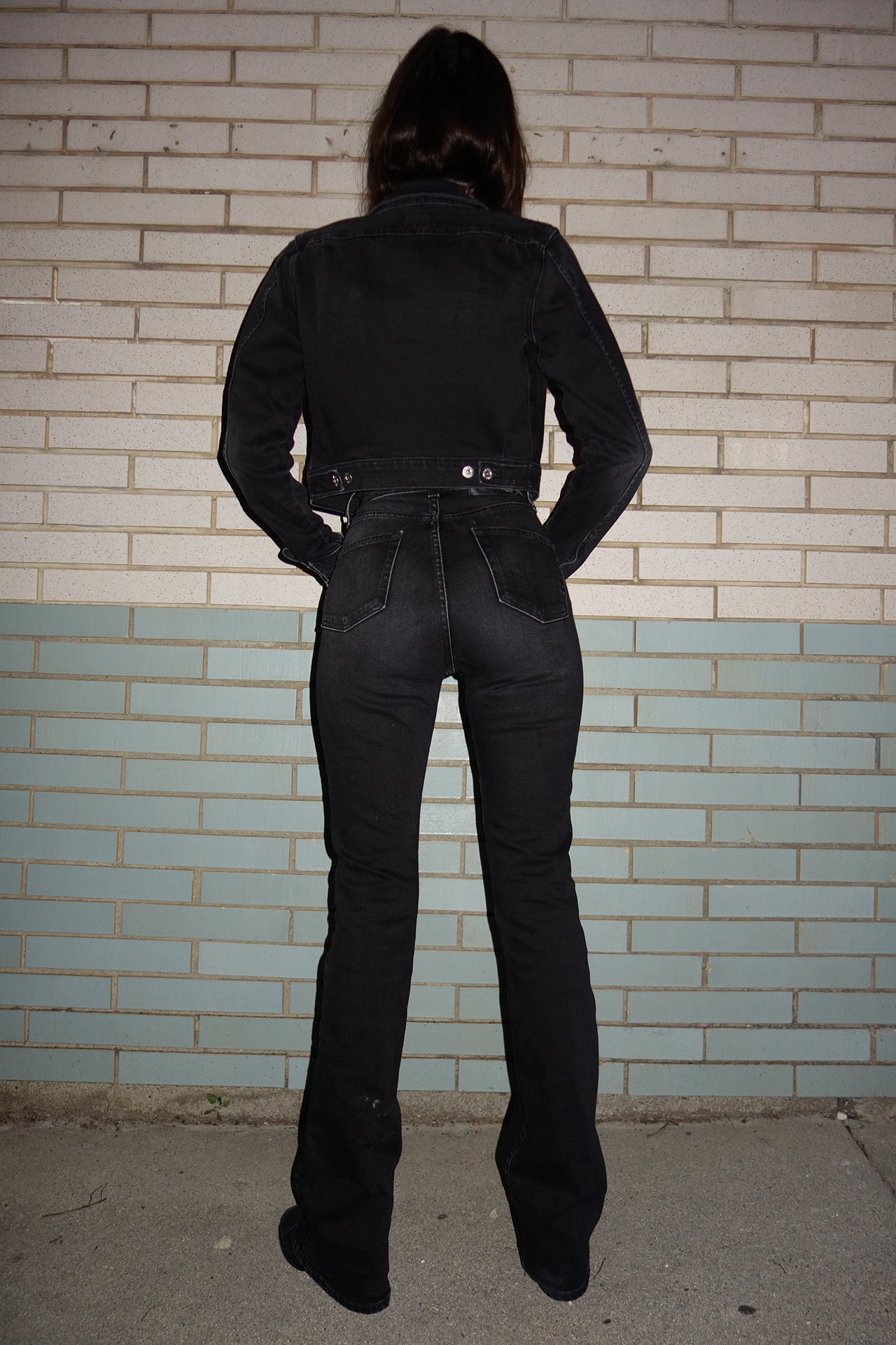 Neo Boot Cut - Black Model back