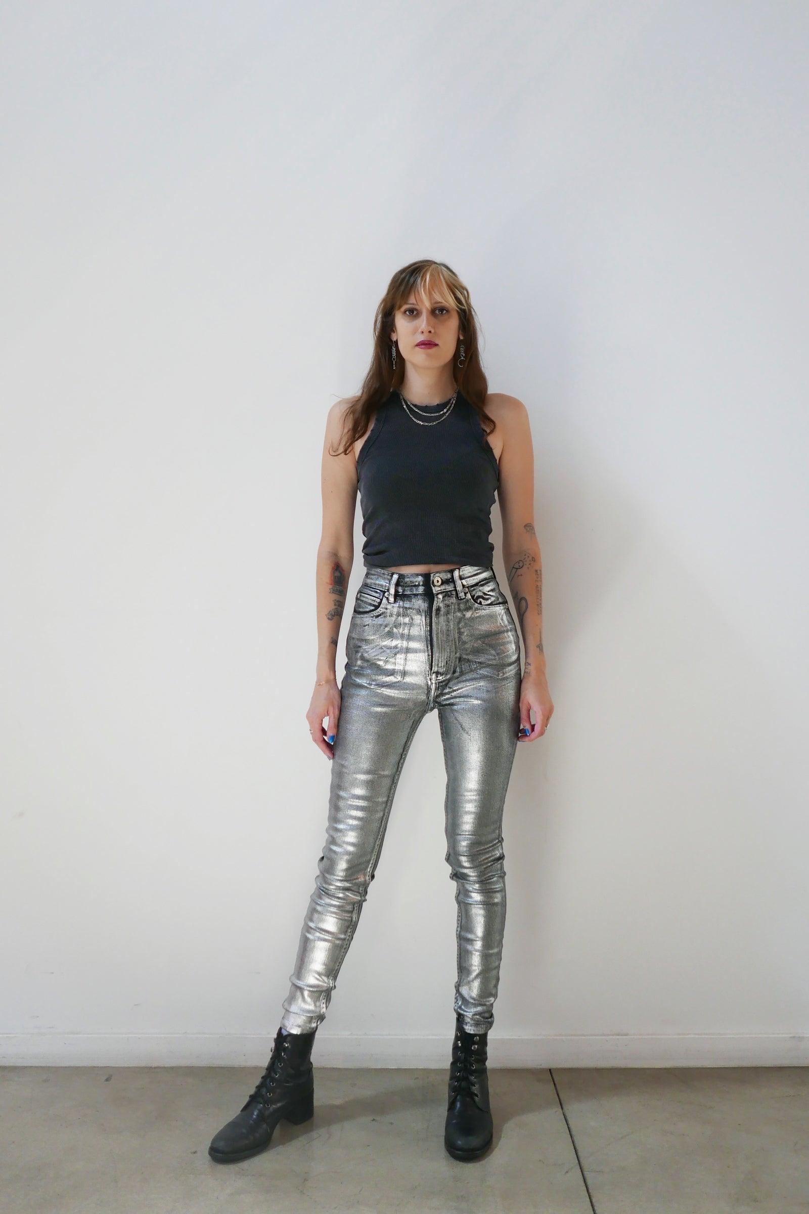 Coated High Rise Skinny - Metallic Black Model full front